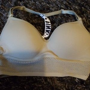 VS underwire sports bra